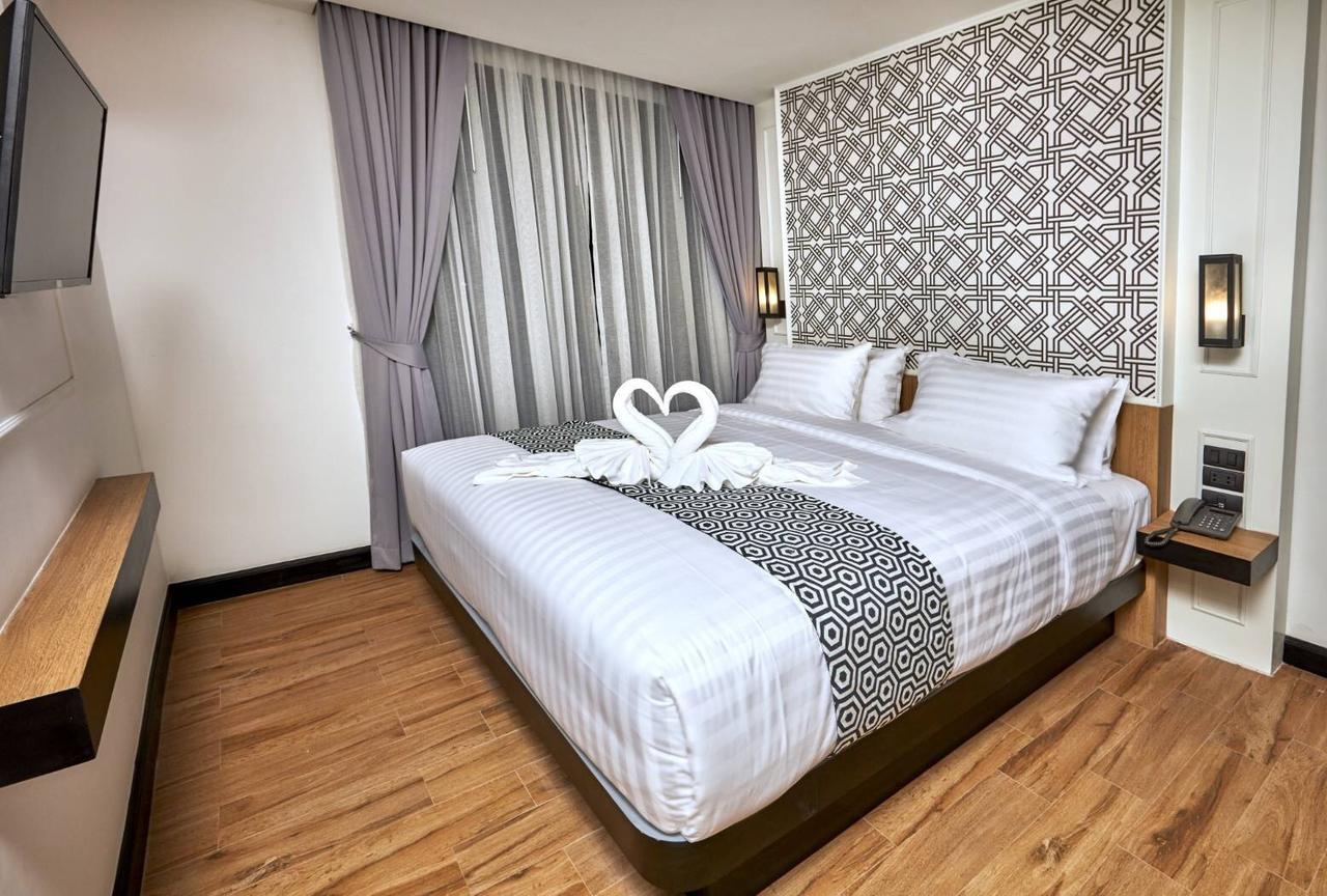 Chezzotel Pattaya Bagian luar foto