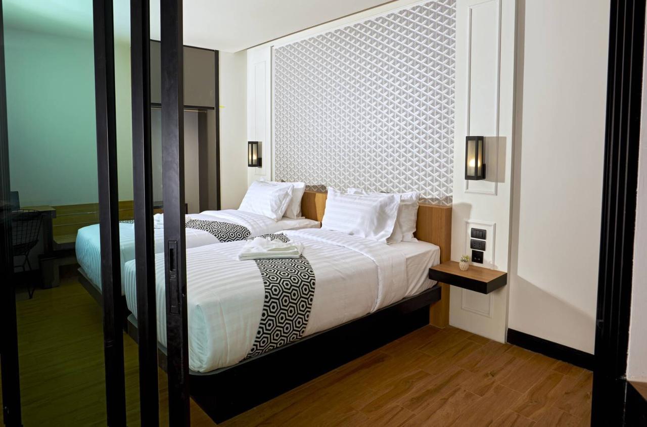 Chezzotel Pattaya Bagian luar foto