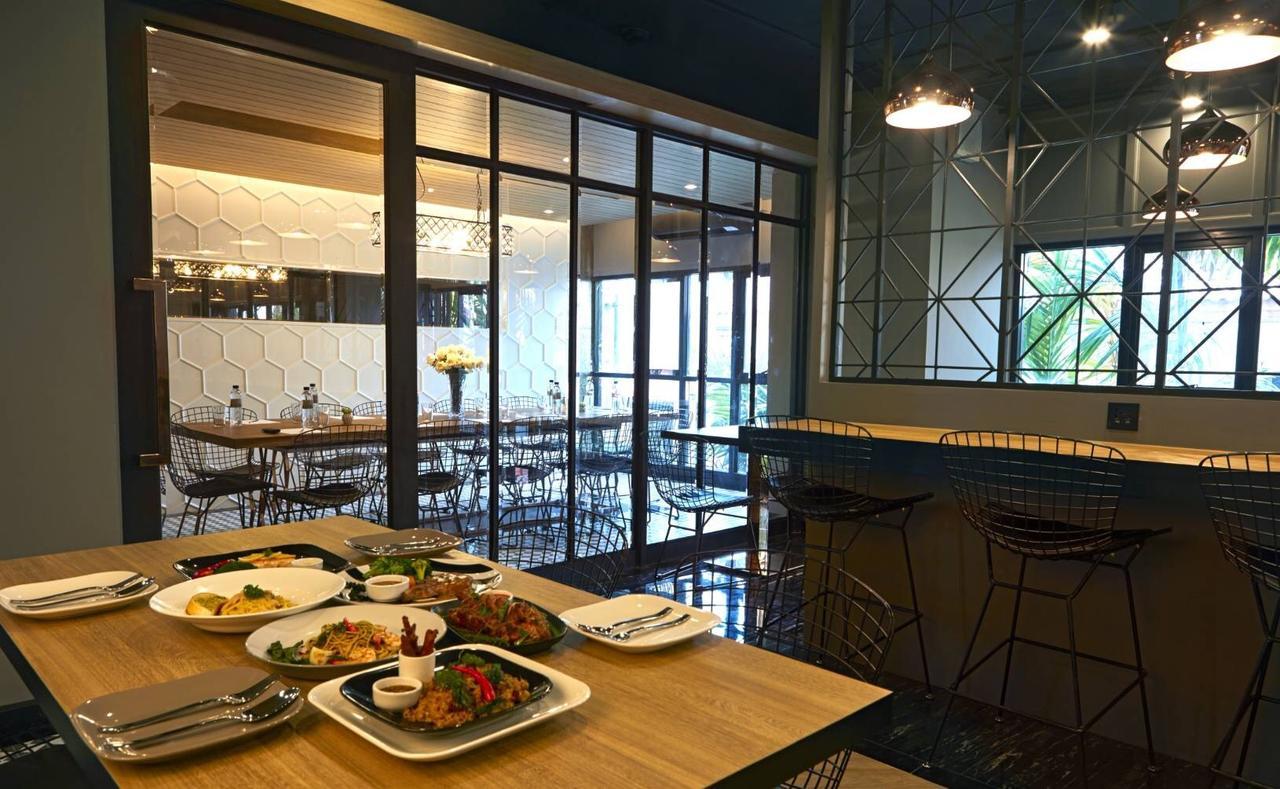 Chezzotel Pattaya Bagian luar foto