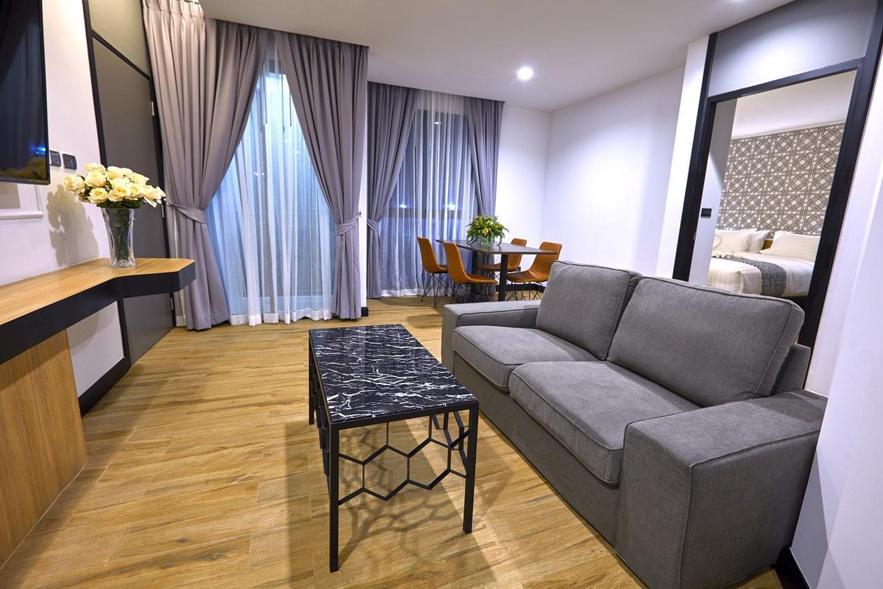 Chezzotel Pattaya Bagian luar foto