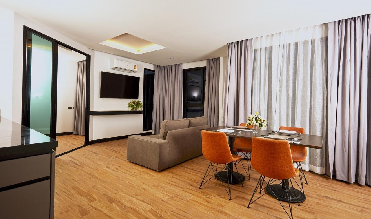 Chezzotel Pattaya Bagian luar foto
