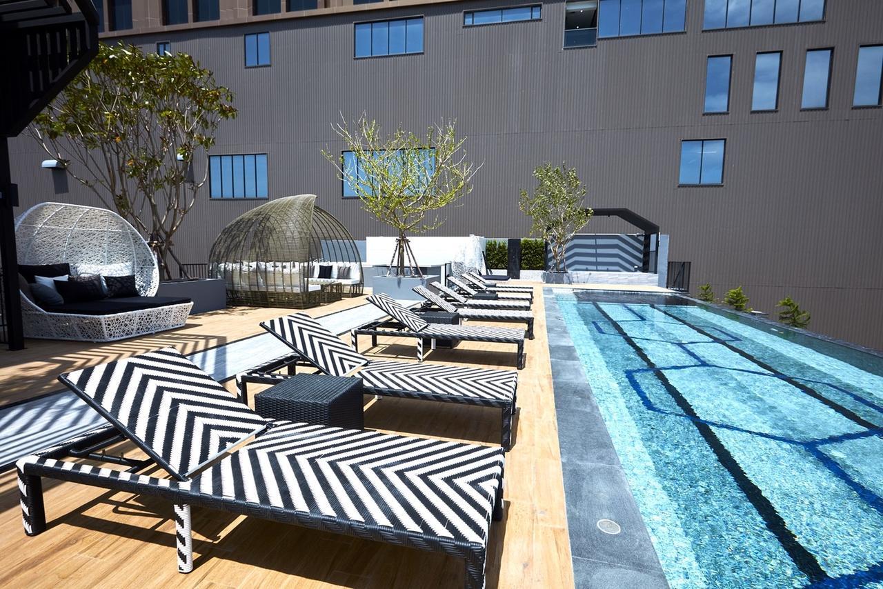 Chezzotel Pattaya Bagian luar foto