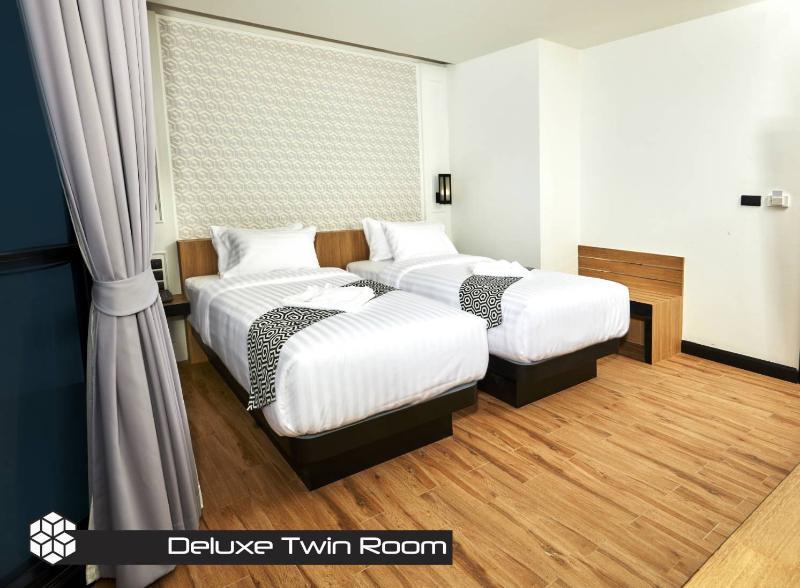Chezzotel Pattaya Bagian luar foto
